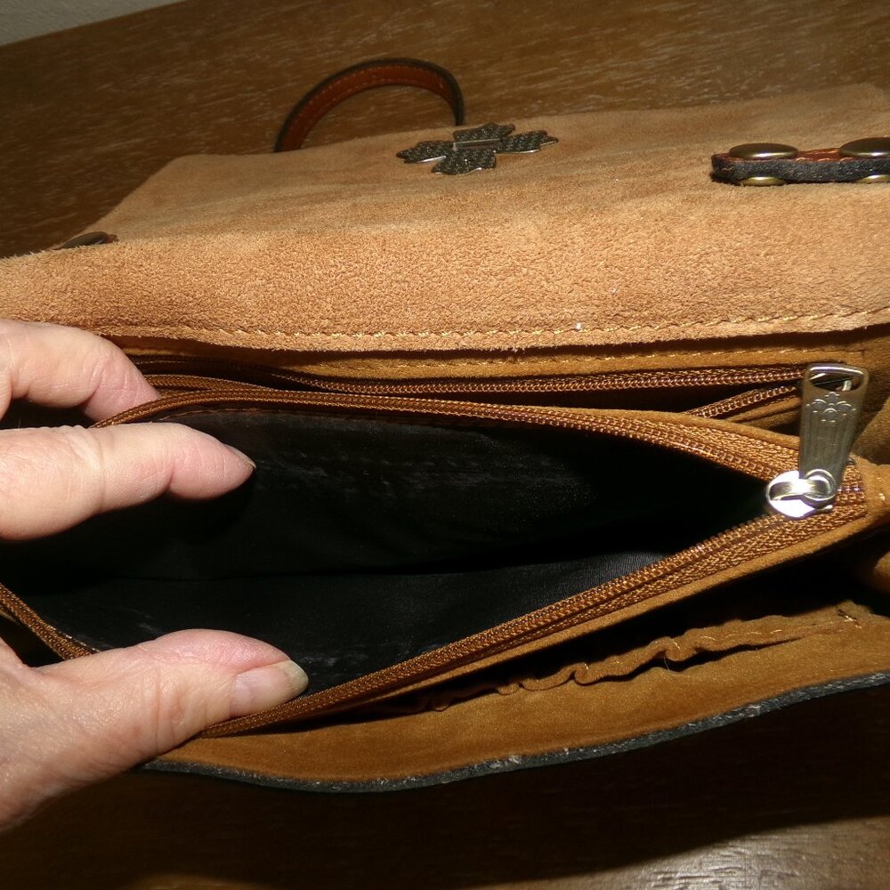 Patricia Nash Floral Leather Crossbody in Brown and Yellow - Picture 13 of 14